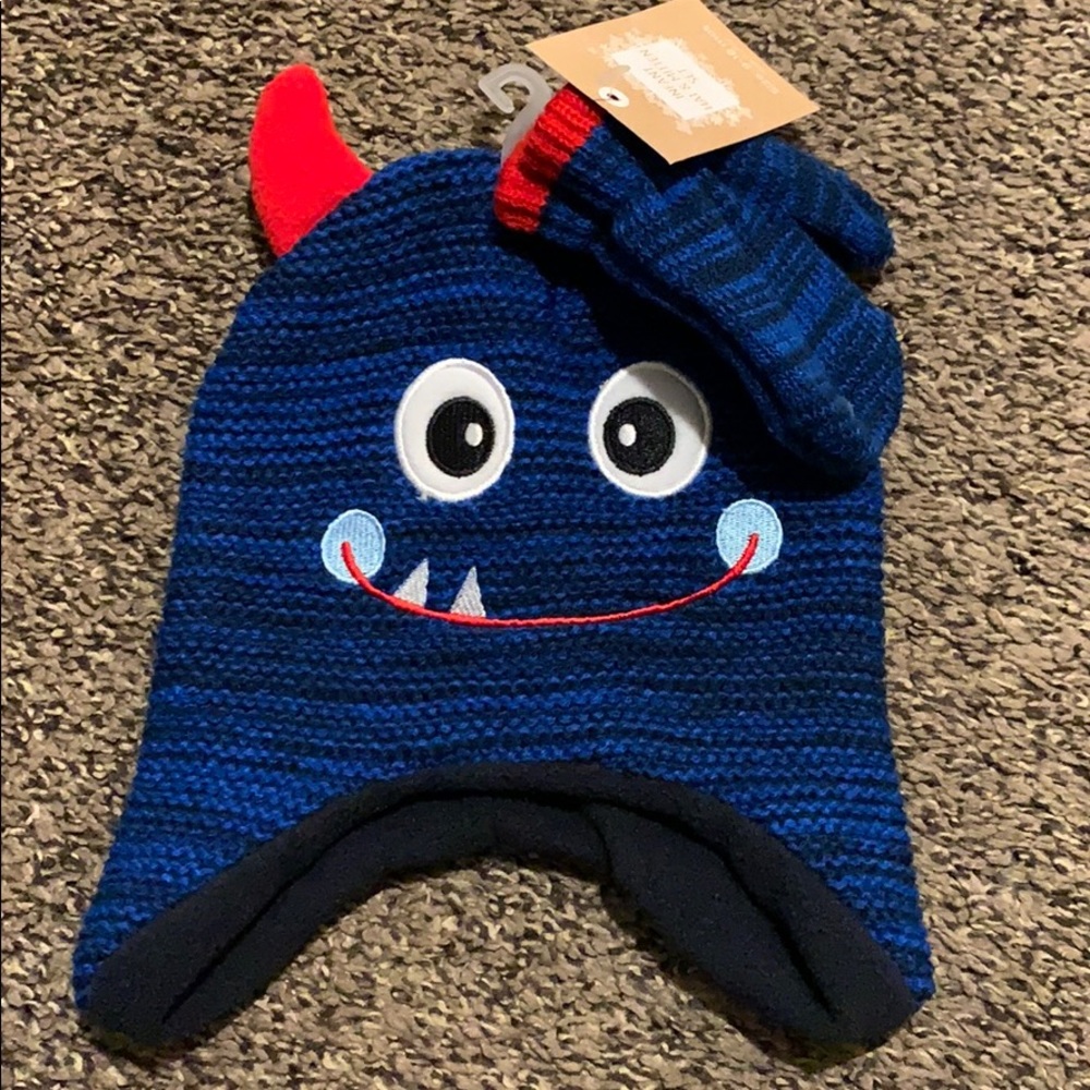 Infant monster hat & mitten set